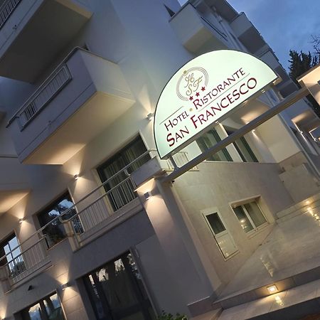 Hotel San Francesco San Giovanni Rotondo Dış mekan fotoğraf