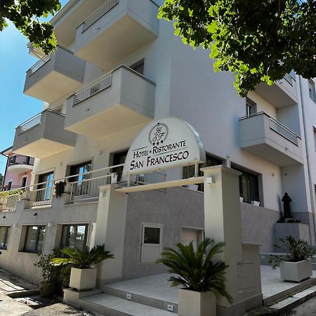 Hotel San Francesco San Giovanni Rotondo Dış mekan fotoğraf