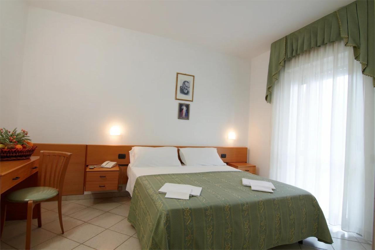 Hotel San Francesco San Giovanni Rotondo Dış mekan fotoğraf