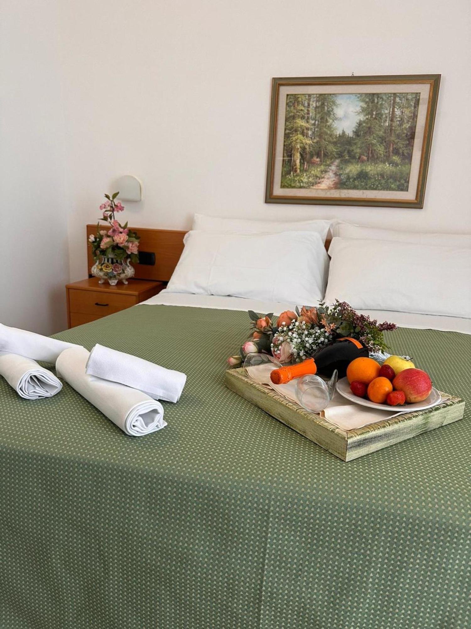 Hotel San Francesco San Giovanni Rotondo Dış mekan fotoğraf
