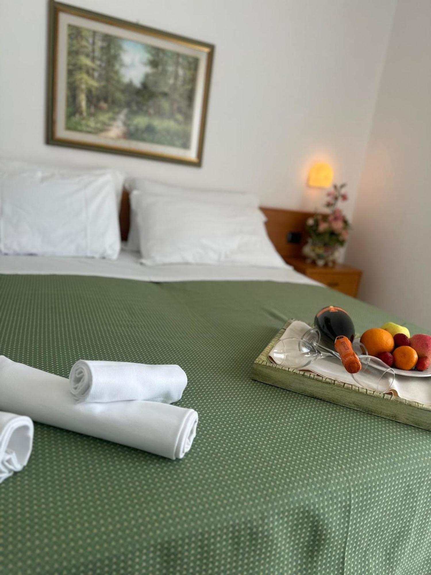 Hotel San Francesco San Giovanni Rotondo Dış mekan fotoğraf